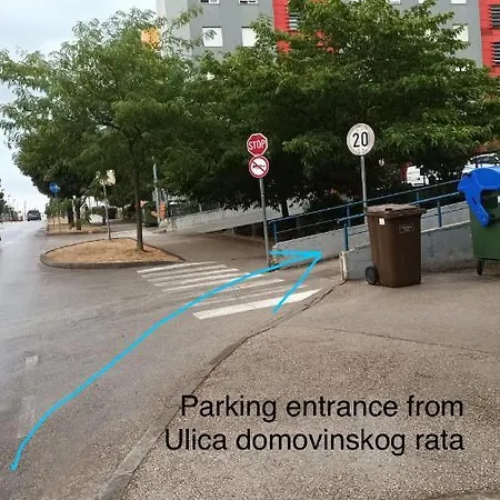 Mala Barka - Free Parking Zadar